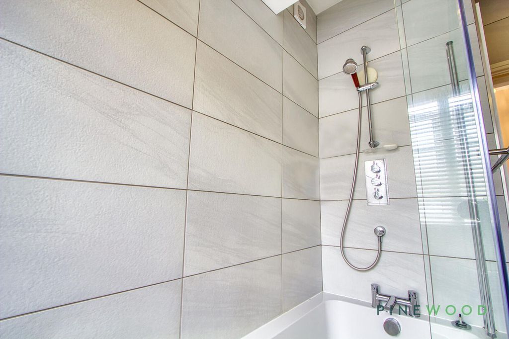 Additional image 21 of 5 bed semi-detached house for saleShaftesbury Avenue, Ashgate, Chesterfield, Derbyshire S40