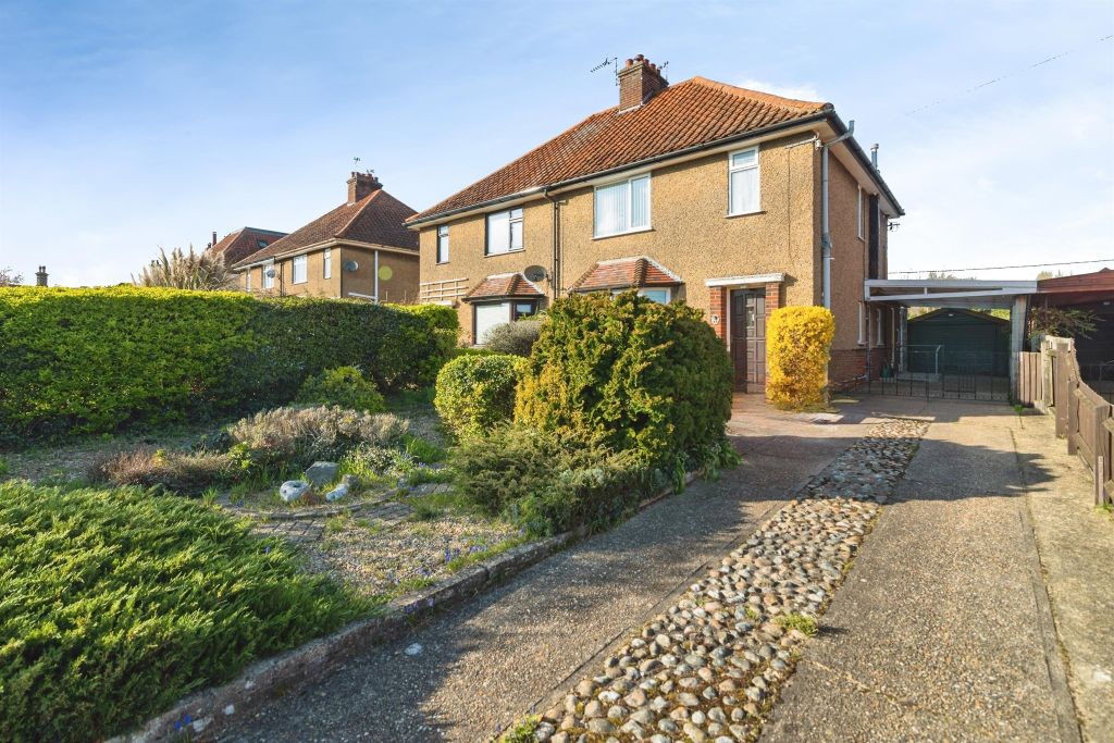 3 bed semi-detached house for saleBeccles Road, Bungay NR35