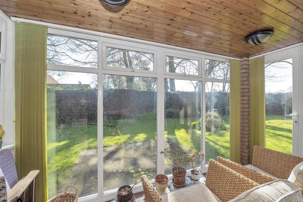Additional image 8 of 3 bed detached bungalow for salePine Leys, Bury St Edmunds IP32