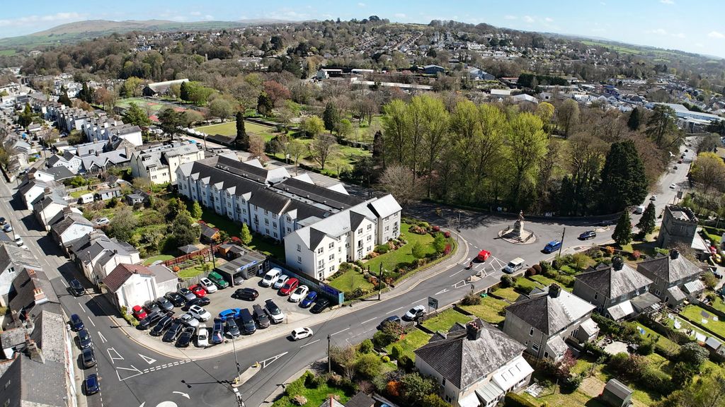 Additional image 15 of 1 bed flat for saleFitzford Lodge 66 Plymouth Road, Tavistock PL19