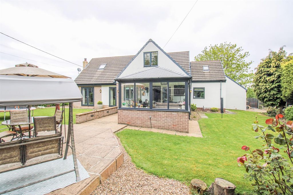Additional image 20 of 4 bed detached house for saleWood Lane, Castleford WF10