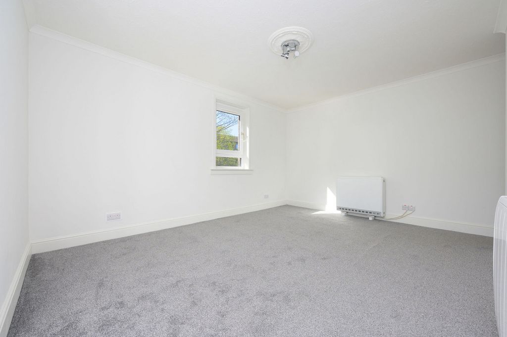 Additional image 7 of 2 bed flat for saleNicol Street, Kirkcaldy KY1