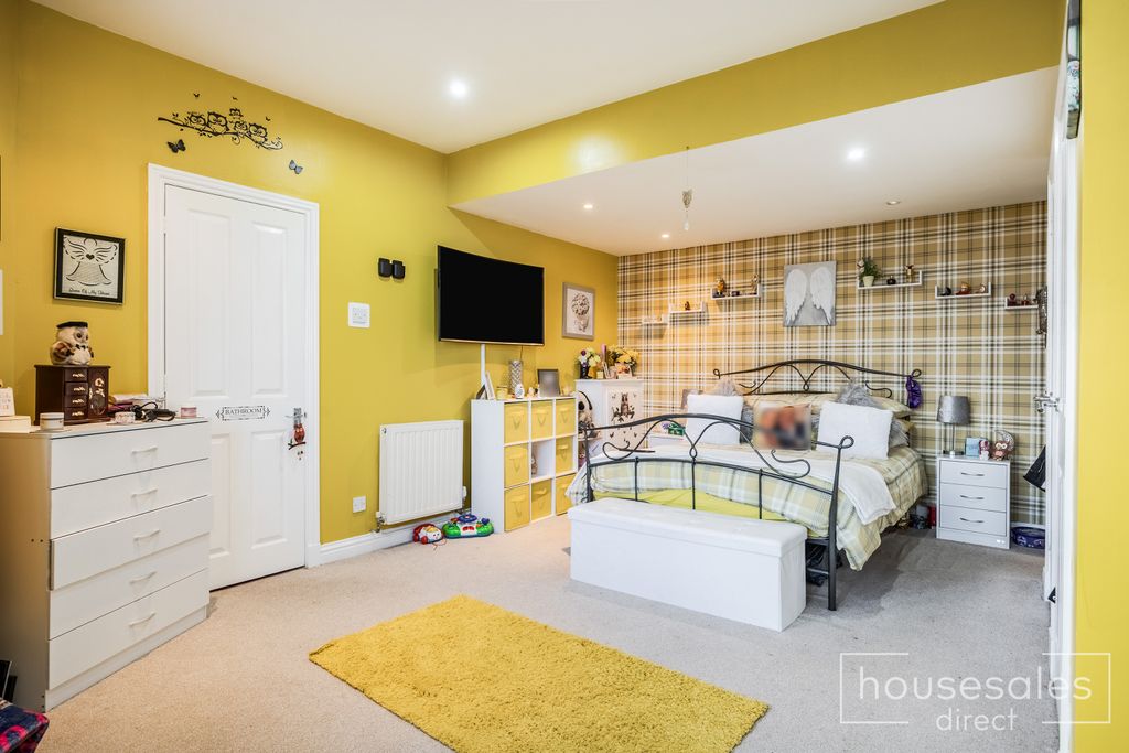Additional image 9 of 2 bed flat for sale9B Marine Parade Kirn, Dunoon PA23