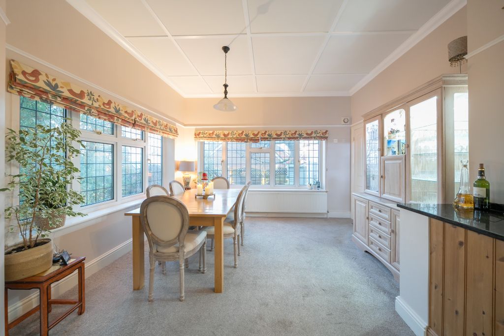 Additional image 12 of 5 bed detached house for saleTupwood Lane, Caterham CR3