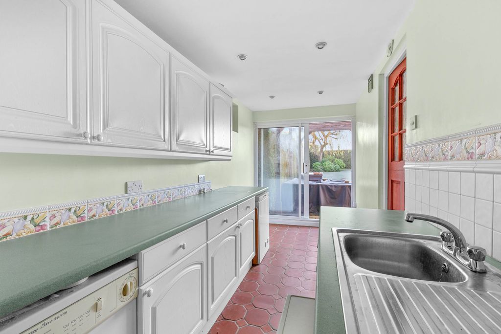 Additional image 13 of 5 bed detached house for saleDoggetts Wood Lane, Chalfont St Giles HP8