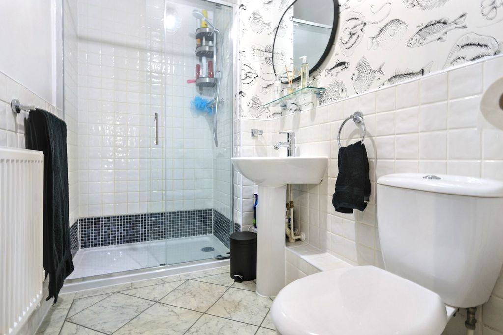 Additional image 12 of 5 bed detached house for saleBerryfield Way, Carterton OX18
