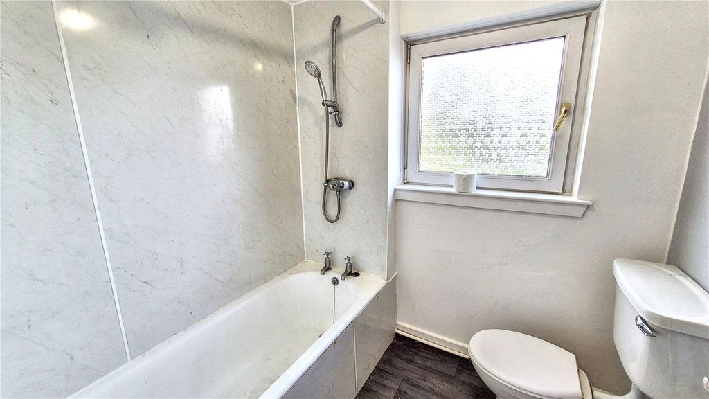 Additional image 17 of 2 bed flat for saleMill Road, Dumfries, Dumfries And Galloway DG2