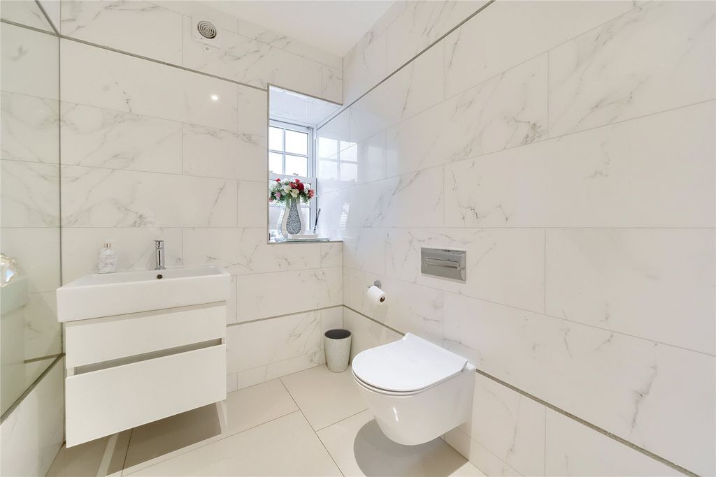 Additional image 15 of 5 bed detached house for saleMarlings Park Avenue, Chislehurst BR7