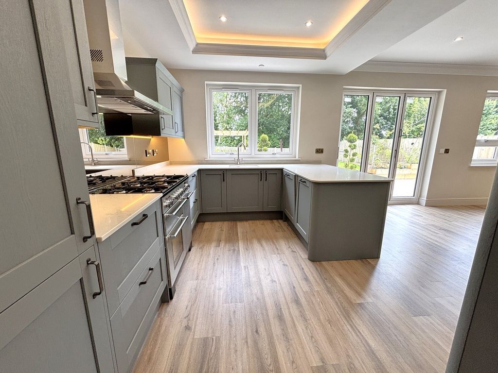 Additional image 3 of 5 bed detached house for saleParc Y Neuadd, Carmarthen SA31