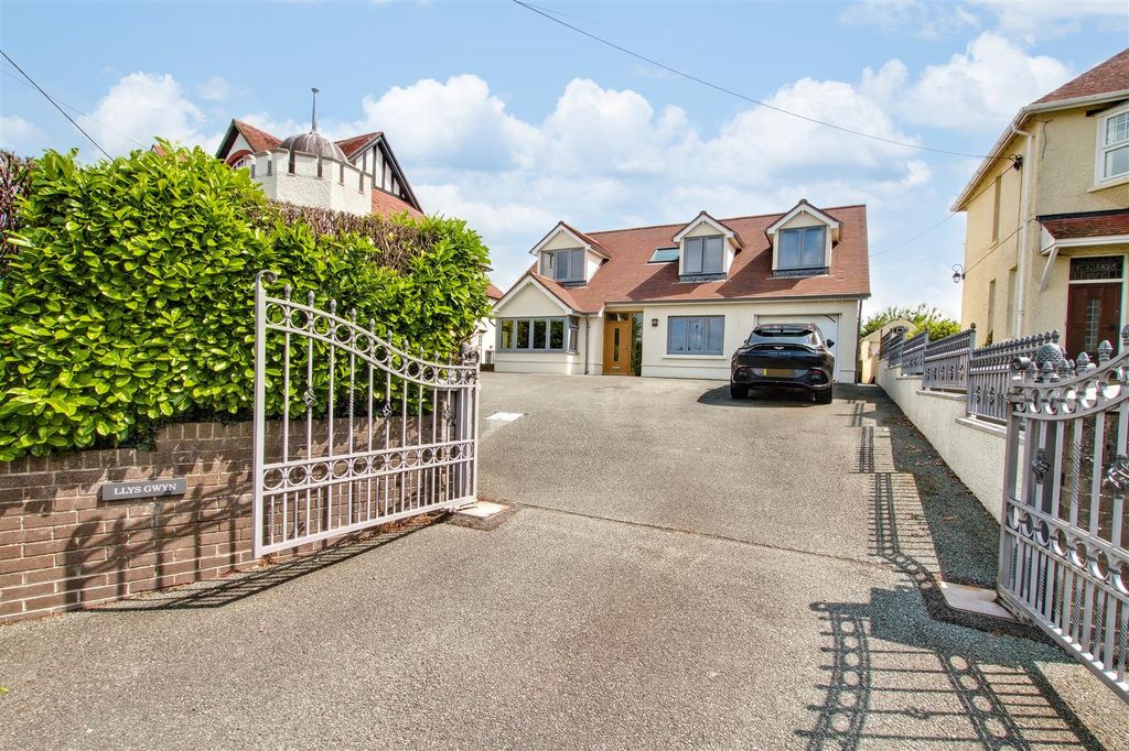 Additional image 52 of 4 bed detached bungalow for saleGwbert Road, Cardigan SA43