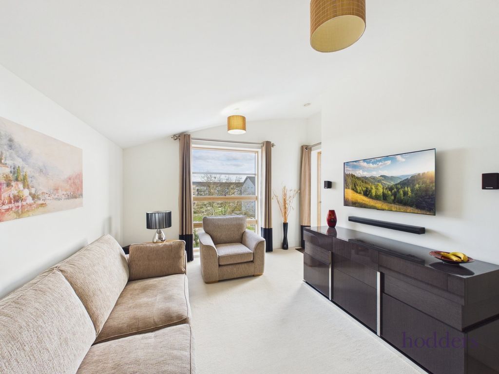 Additional image 11 of 2 bed flat for salePretoria Road, Chertsey, Surrey KT16