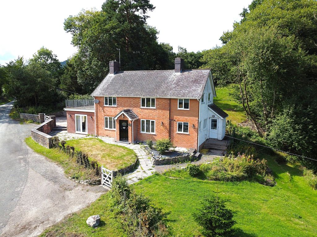 3 bed detached house for saleCarno, Caersws, Powys SY17
