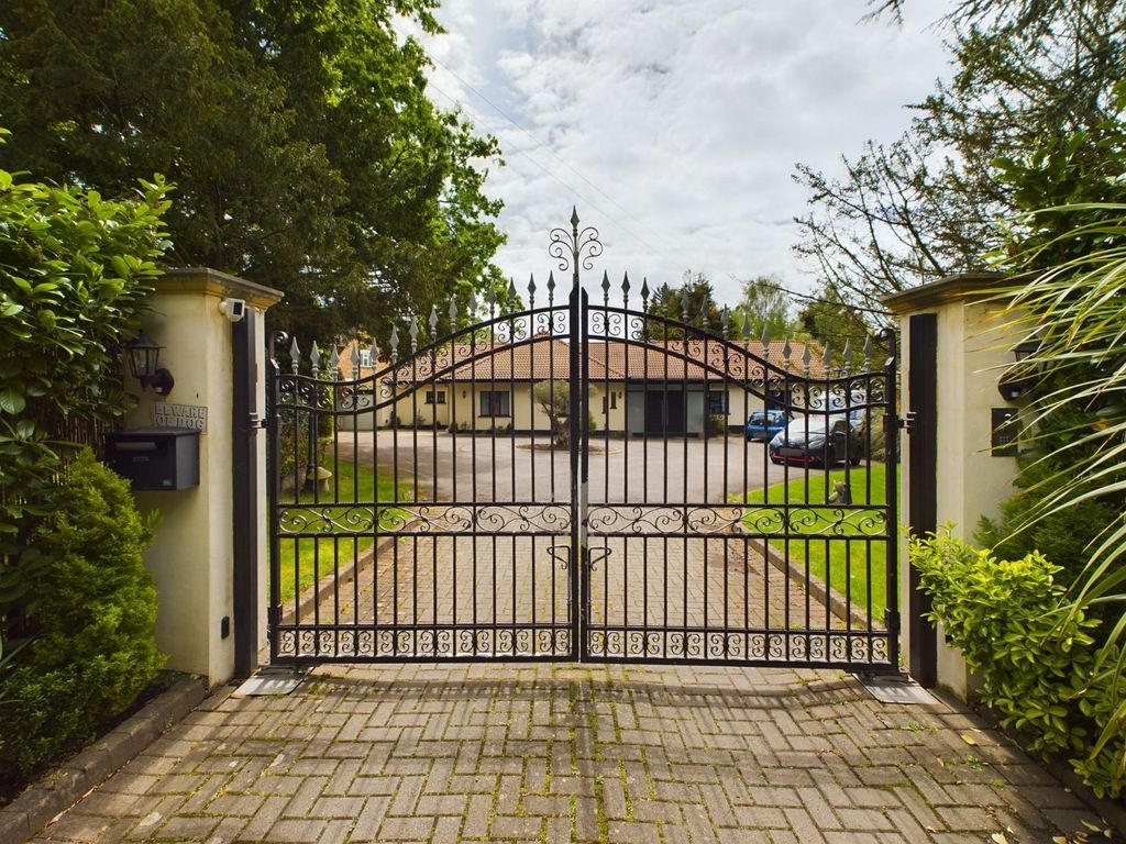 Additional image 50 of 7 bed bungalow for saleRuxbury Road, Chertsey, Surrey KT16