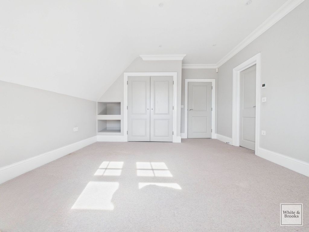 Additional image 7 of 2 bed flat for saleLavant Road, Chichester PO19