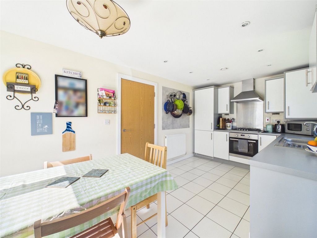 Additional image 9 of 4 bed semi-detached house for saleOld Sawmill Place, Chinnor, Oxfordshire OX39