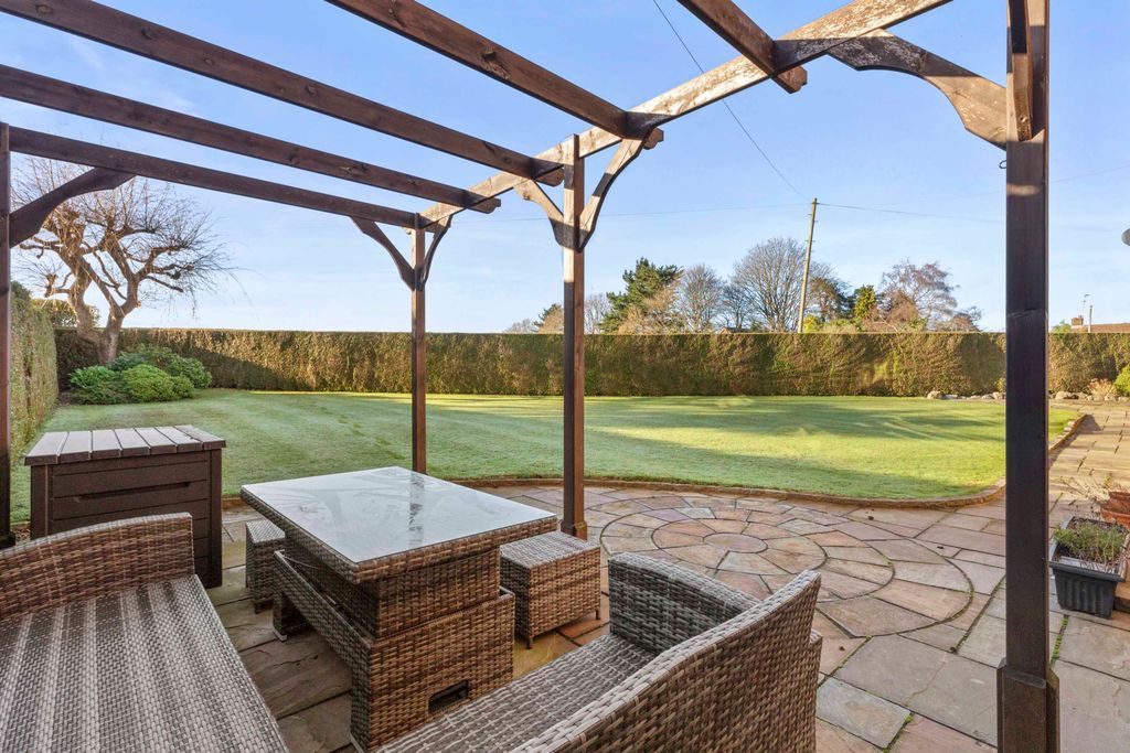 Additional image 24 of 5 bed detached house for saleDoggetts Wood Lane, Chalfont St Giles HP8