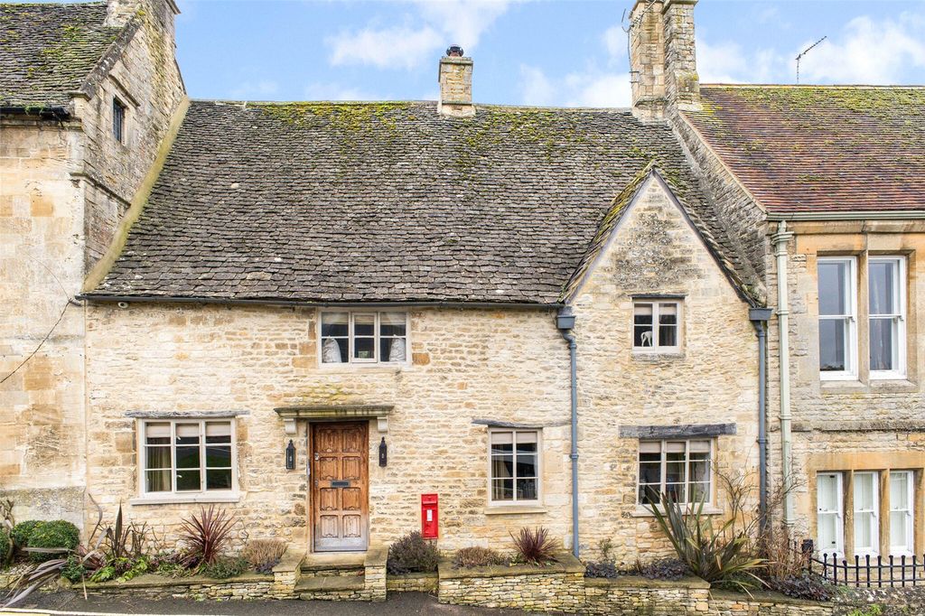 5 bed detached house for saleThe Hill, Burford, Oxfordshire OX18
