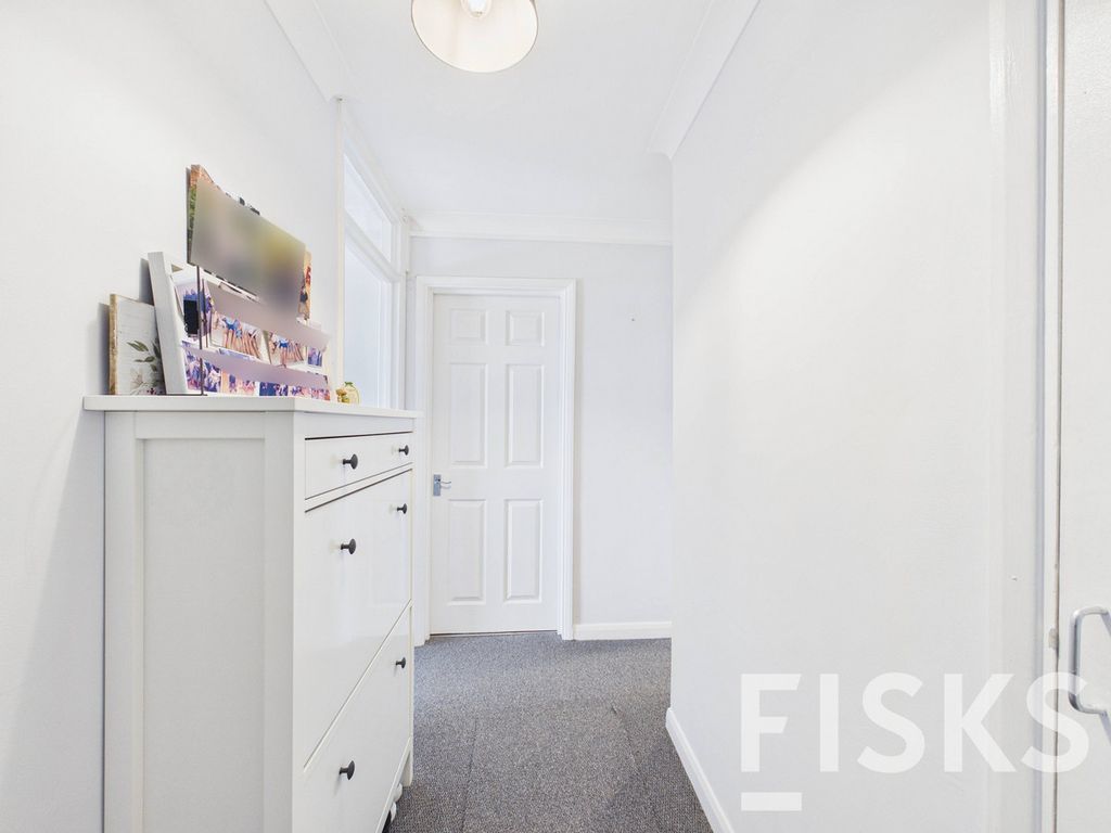 Additional image 14 of 2 bed flat for saleEastern Esplanade, Canvey Island SS8