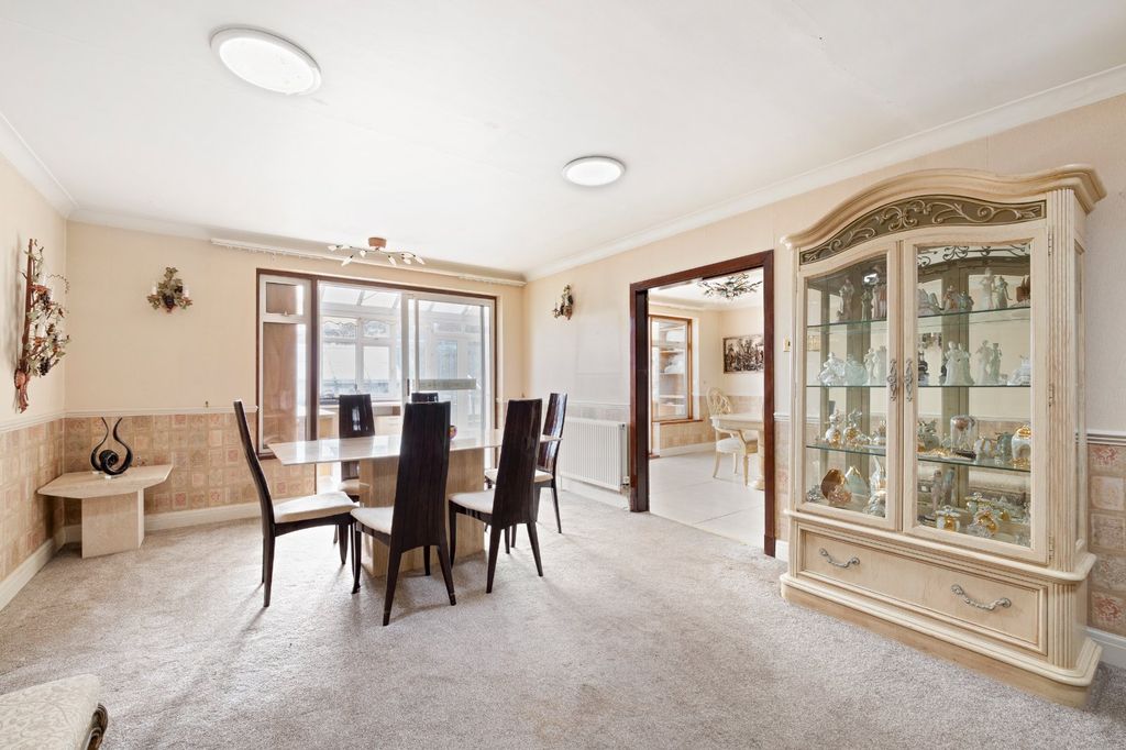 Additional image 6 of 6 bed semi-detached house for saleSalisbury Road, Carshalton SM5