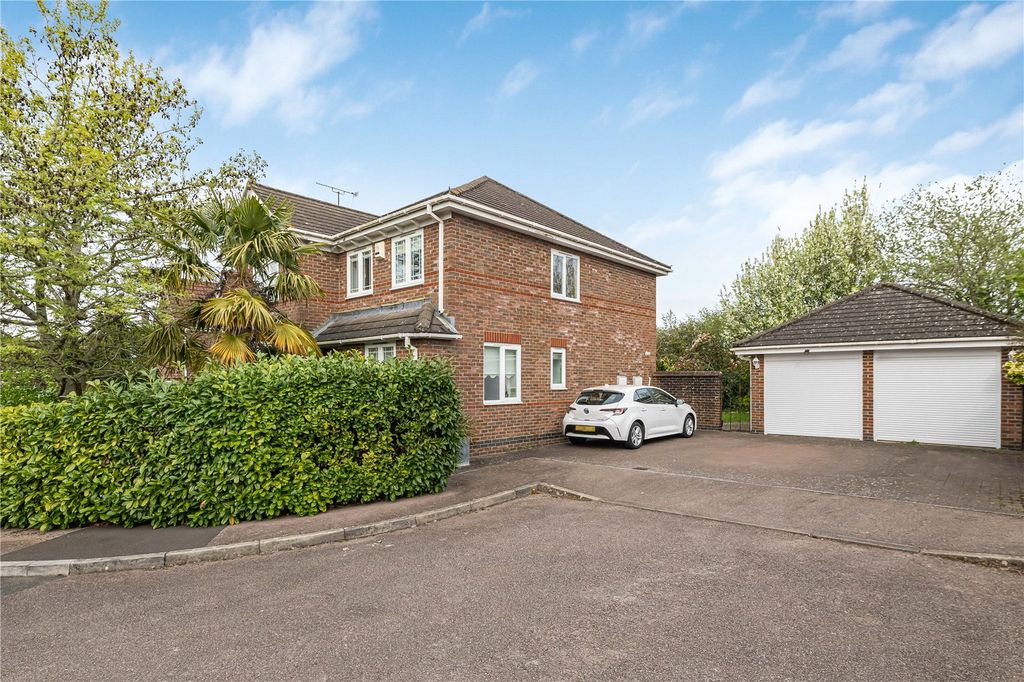 Additional image 19 of 4 bed detached house for saleBaylis Crescent, Burgess Hill, West Sussex RH15
