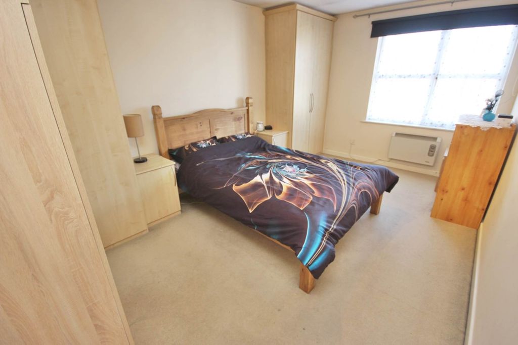 1 bed flat for saleWalmersley Road, Bury BL9 photo 5