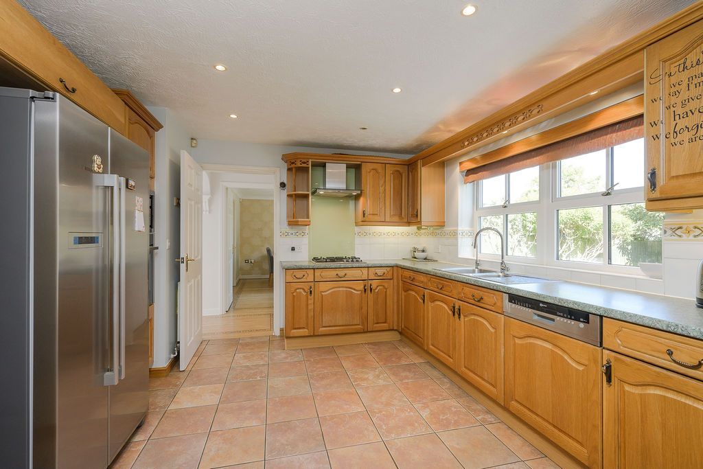 Additional image 9 of 4 bed detached house for saleLawson Walk, Carshalton Beeches SM5