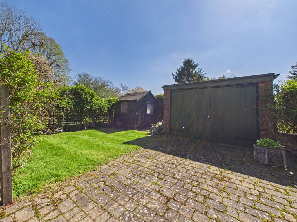 Additional image 11 of 4 bed semi-detached house for saleDrydell Lane, Pednor, Chesham, Buckinghamshire HP5