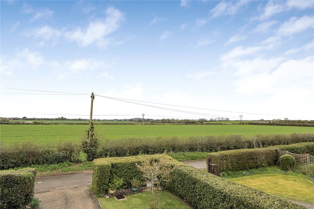 Additional image 2 of 4 bed detached house for saleOakley Lane, Chinnor, Oxfordshire OX39