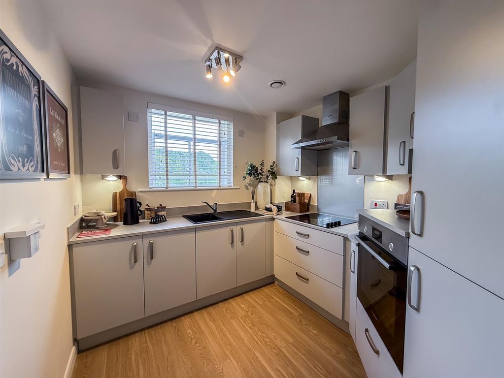 Additional image 5 of 2 bed flat for saleDevonshire Place, Station Road, Buxton SK17