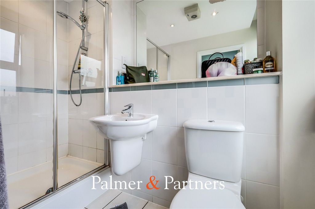 Additional image 12 of 2 bed flat for saleBaddow Road, Chelmsford, Essex CM2
