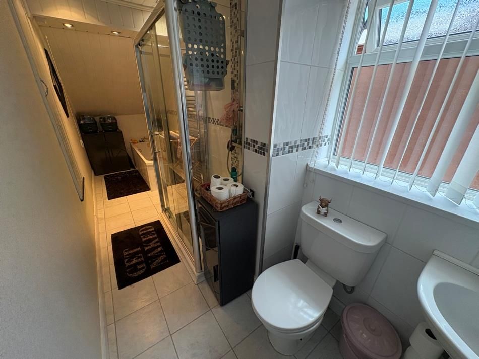 Additional image 12 of 4 bed link detached house for saleLeafenden Avenue, Burntwood WS7