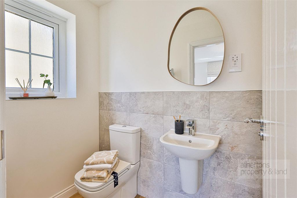 Additional image 16 of 4 bed detached house for saleMeadow View Close, Worsthorne, Burnley BB10