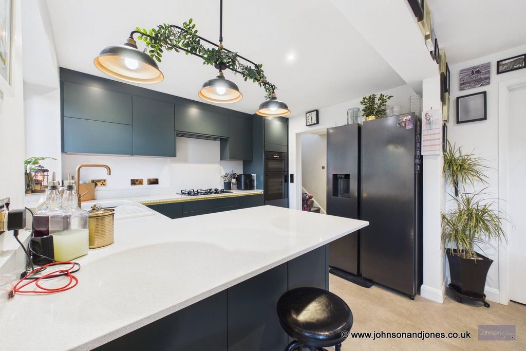 Additional image 10 of 4 bed detached house for saleLittle Green Lane, Chertsey KT16