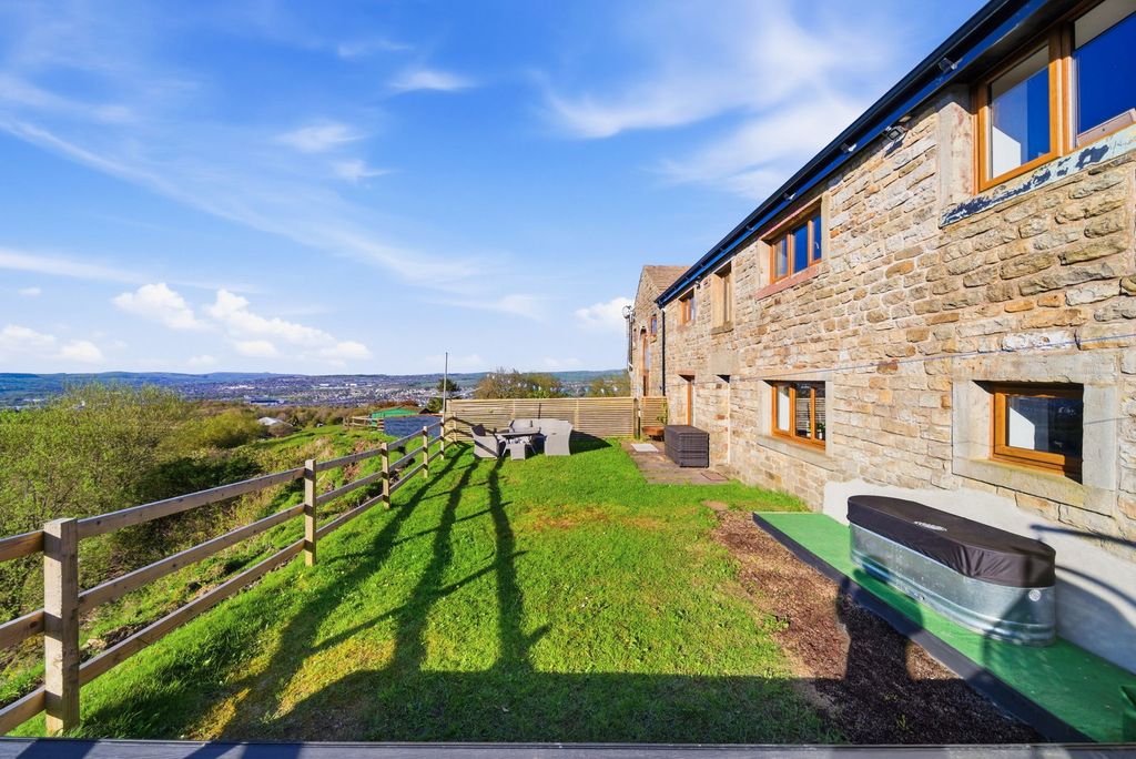 Additional image 20 of 4 bed barn conversion for saleGlen View Road, Burnley BB11