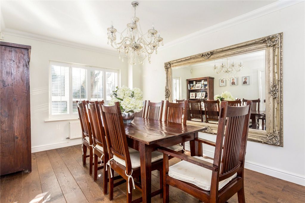 Additional image 10 of 5 bed detached house for saleGowrie Place, Caterham CR3