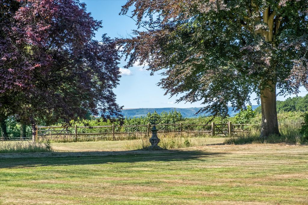 Additional image 31 of 7 bed detached house for saleBroadford Bridge Road, West Chiltington, West Sussex RH20