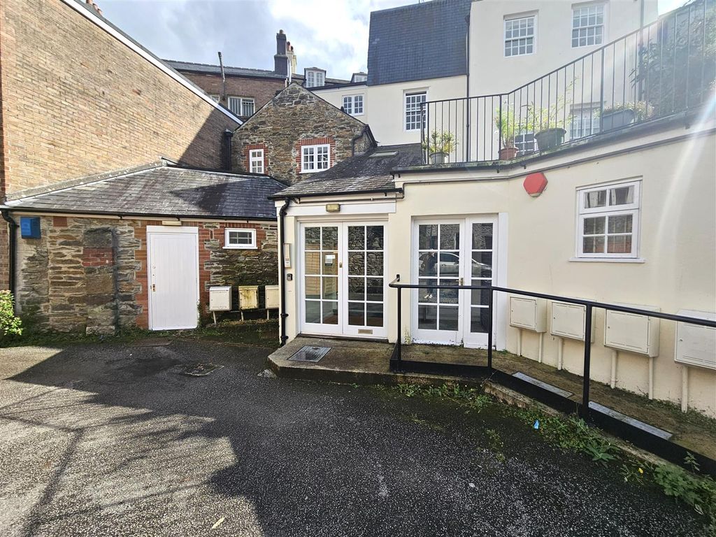Additional image 13 of 2 bed flat for saleNewmarket Court, Tavistock PL19