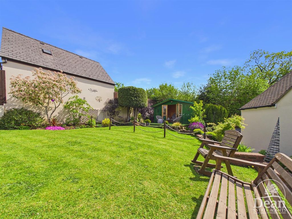 Additional image 22 of 3 bed detached bungalow for saleSt. Whites Road, Cinderford GL14