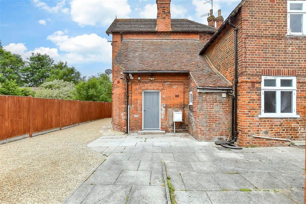 Additional image 8 of 3 bed flat for saleOld Dover Road, Canterbury, Kent CT1
