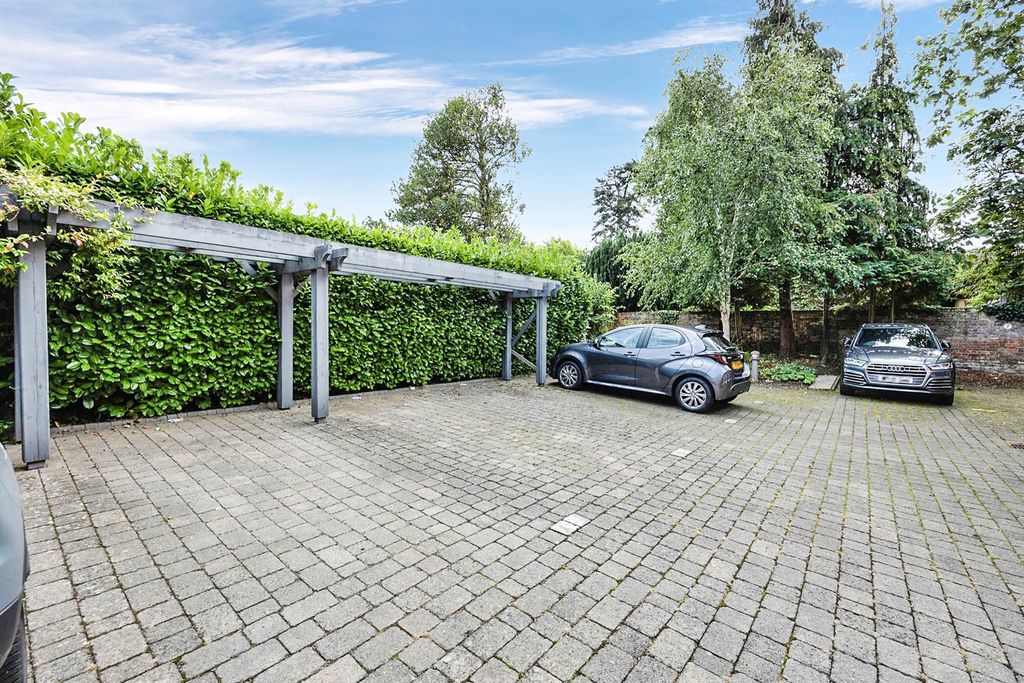 Additional image 14 of 2 bed flat for saleNew Dover Road, Canterbury CT1