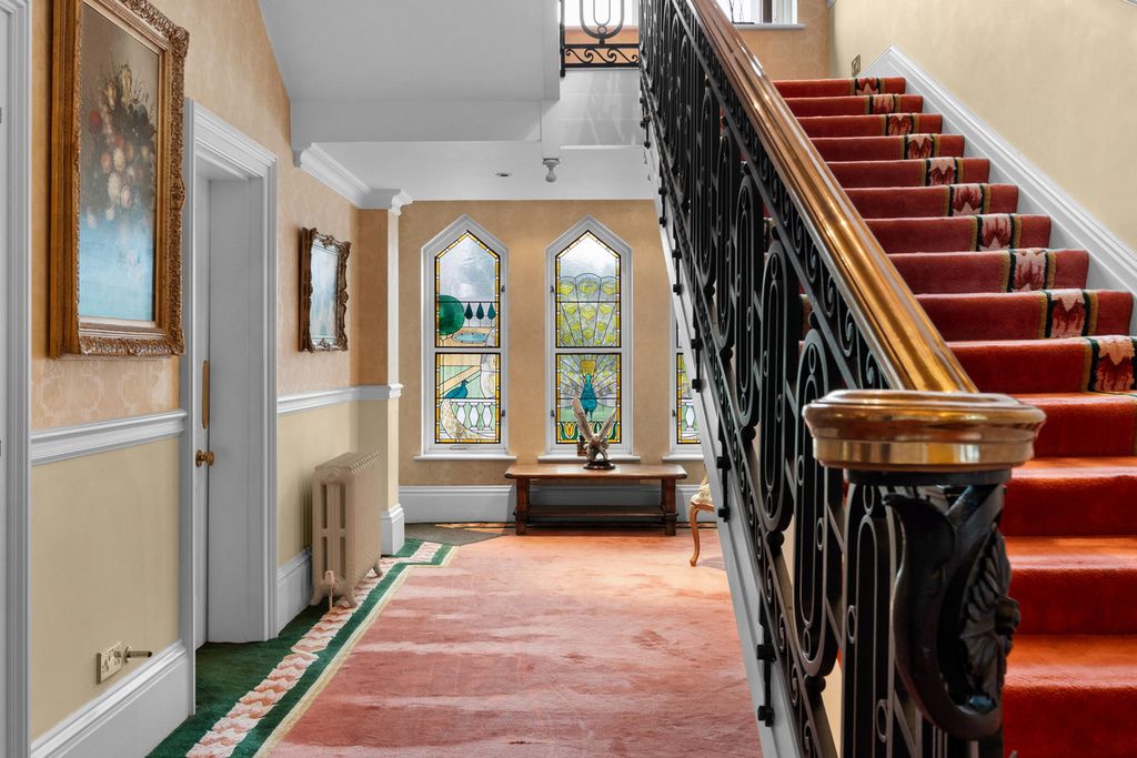 Additional image 40 of 6 bed detached house for saleTupwood Lane, Caterham CR3