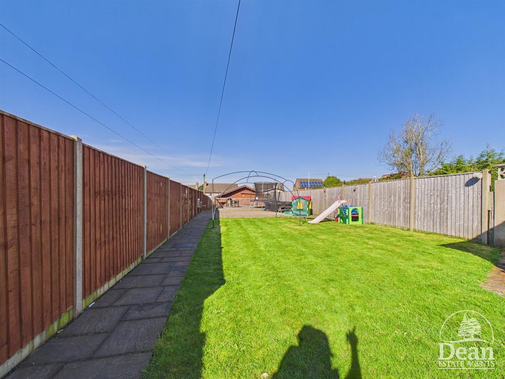 Additional image 4 of 3 bed semi-detached house for saleLittledean Hill Road, Cinderford GL14