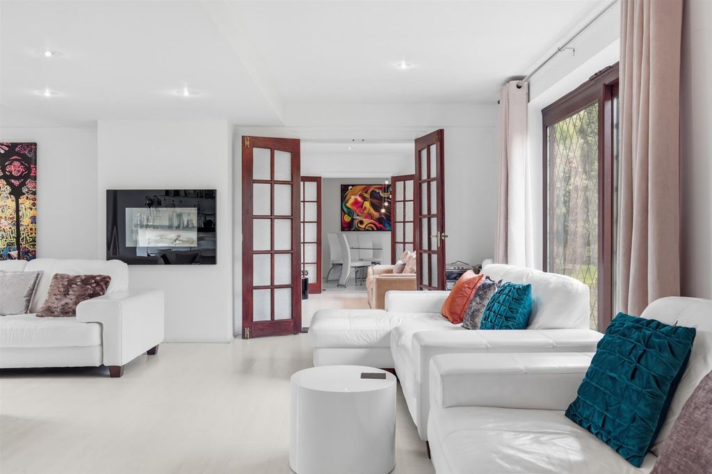 Additional image 15 of 6 bed detached house for saleBromley Lane, Chislehurst BR7