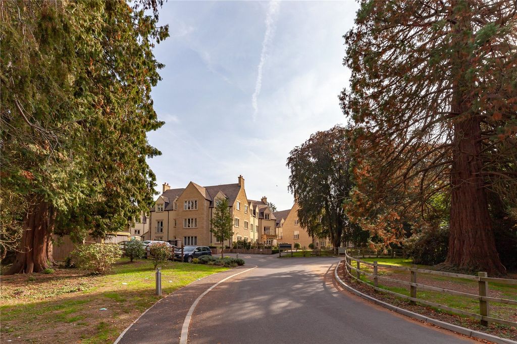 Additional image 18 of 2 bed flat for saleStratton Place, Stratton, Cirencester, Gloucestershire GL7