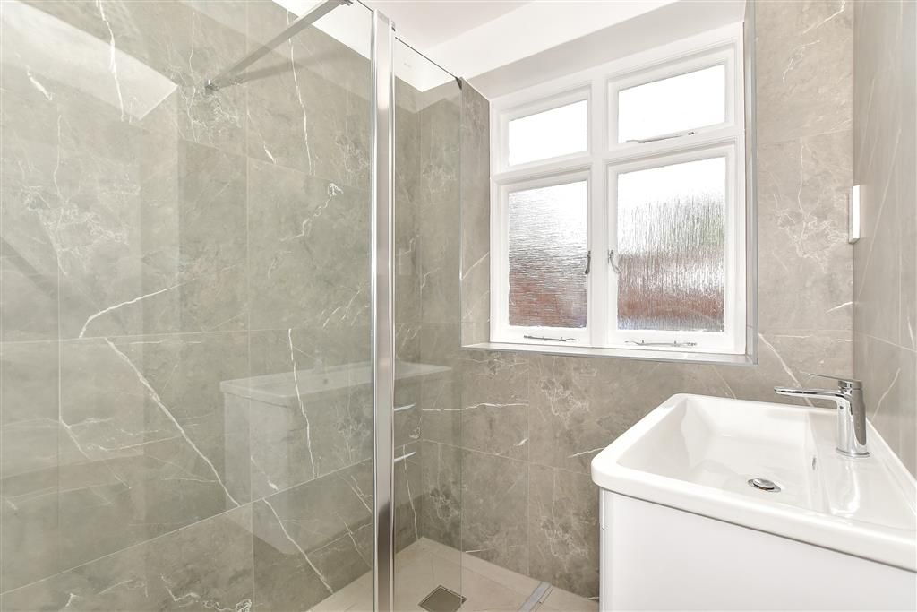 Additional image 7 of 3 bed flat for saleOld Dover Road, Canterbury, Kent CT1