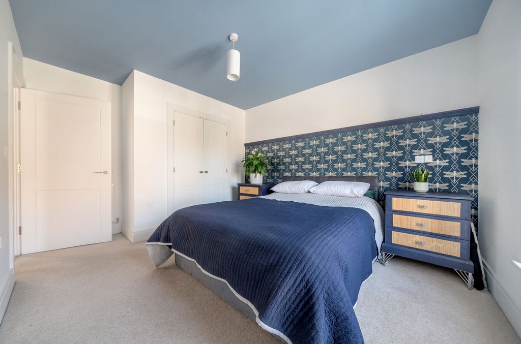 Additional image 13 of 3 bed flat for saleBroakes Road, Chichester PO19