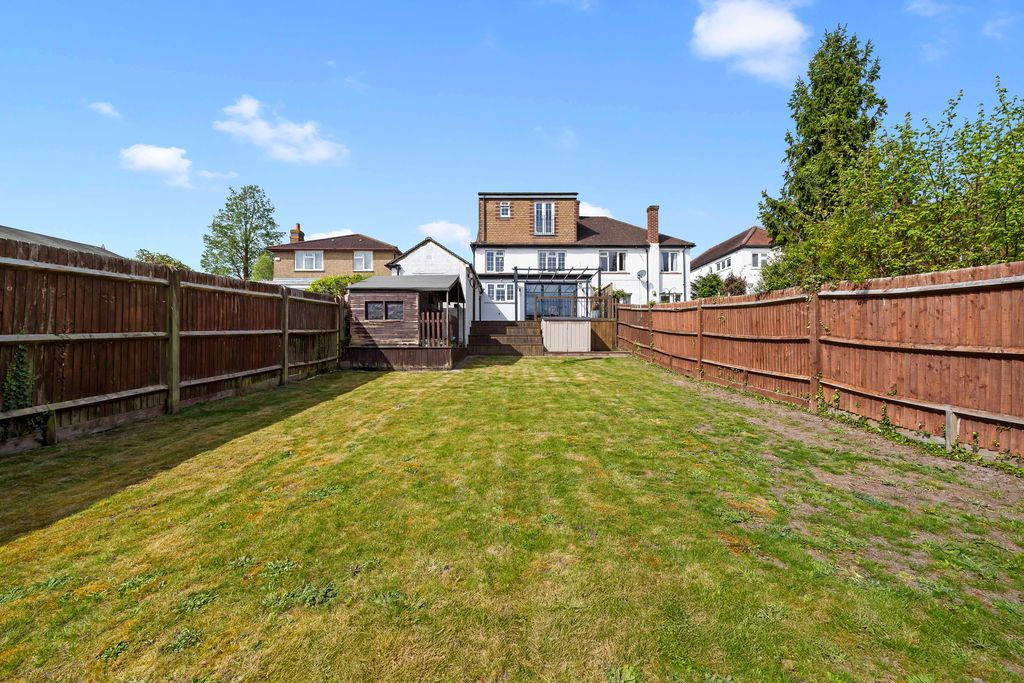 Additional image 22 of 4 bed semi-detached house for saleHarrow Road, Carshalton Beeches SM5