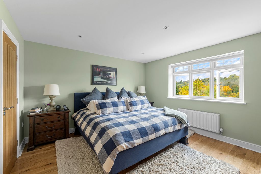 Additional image 8 of 3 bed semi-detached house for saleThe Crescent, Caterham CR3
