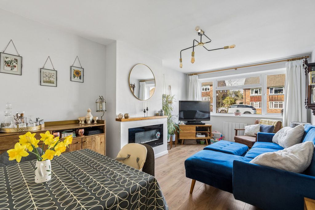 Additional image 4 of 2 bed maisonette for saleDarvell Drive, Chesham HP5