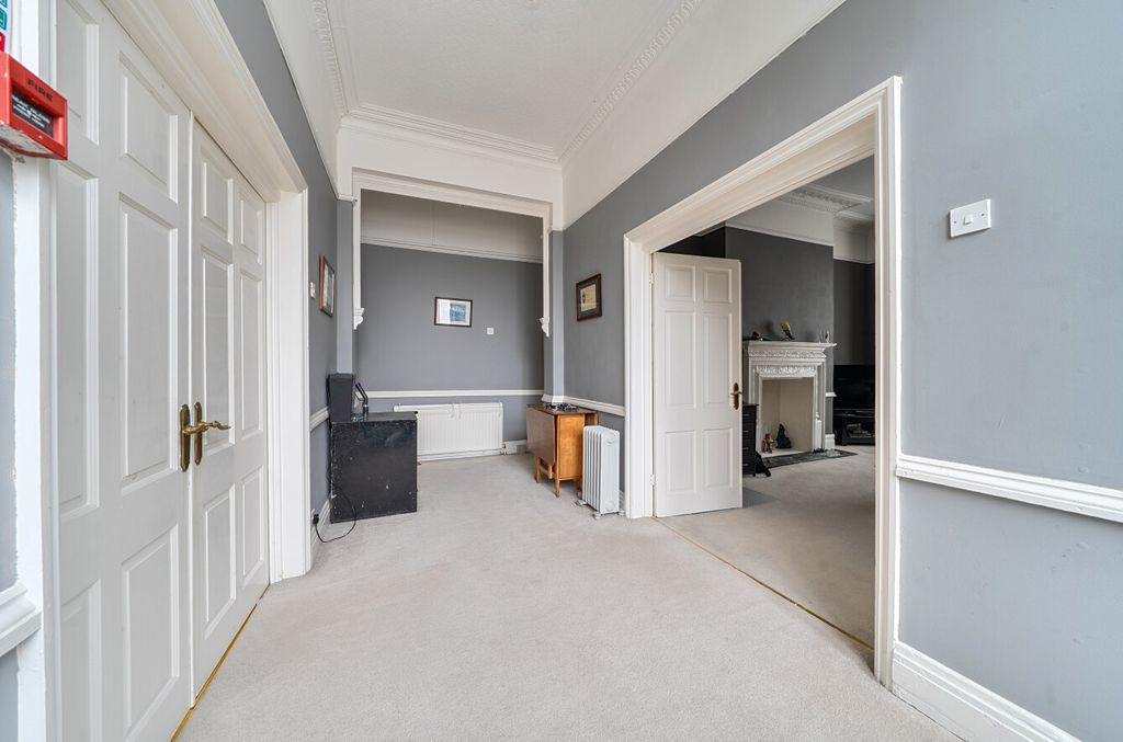 Additional image 8 of 1 bed flat for saleLower Camden, Chislehurst, Kent BR7